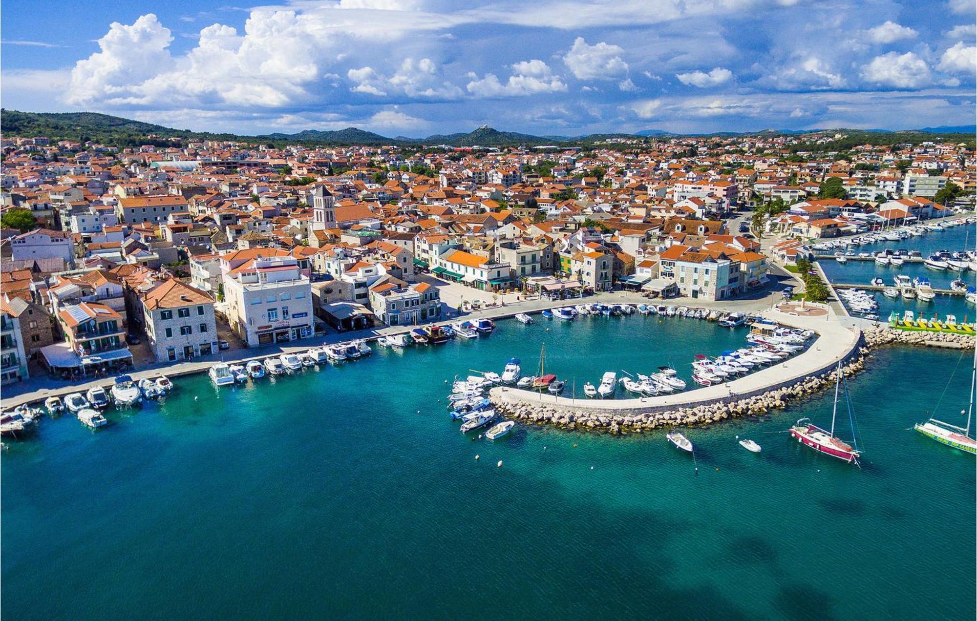 Gorgeous Apartment In Vodice With Kitchen Kültér fotó